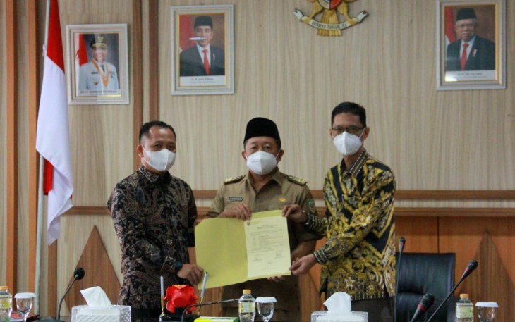 Pisah Sambut Direktur Utama PD. Bimex kepada Direktur PT. Bimex (Perseroda)