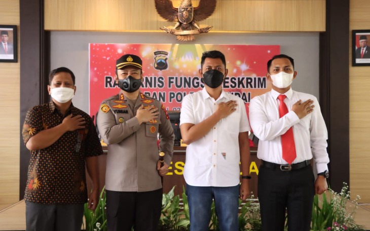 Foto bersama Kapolres Kendal, pada acara Rakernis