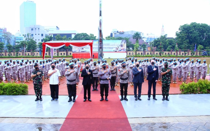 Upacara penutupan Satgas Polri pada misi pemeliharaan perdamaian PBB di UNAMID dan penganugerahan Satyalancana Bhakti Buana kepada Satgas Garbha II FPU 12 UNAMID