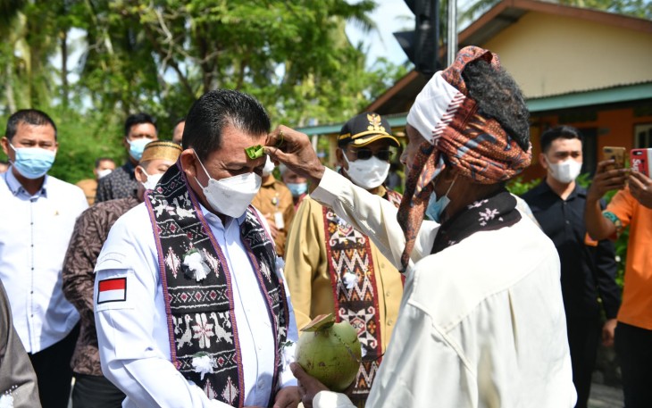 Gubernur Kepulauan Riau (Kepri) H. Ansar Ahmad