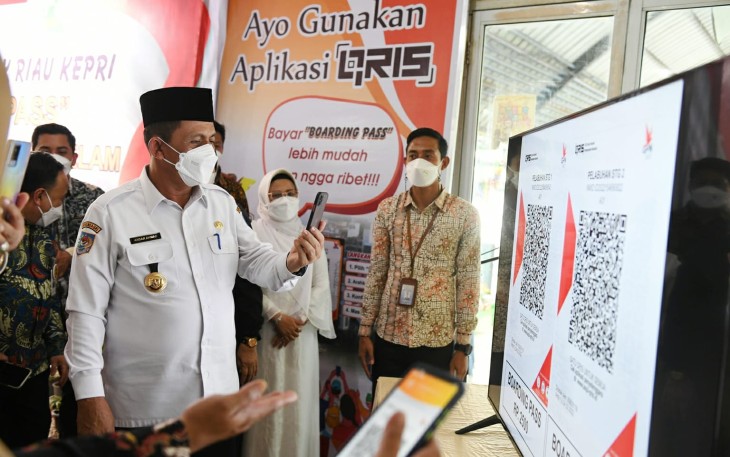 Gubernur Ansar Resmikan QRIS 