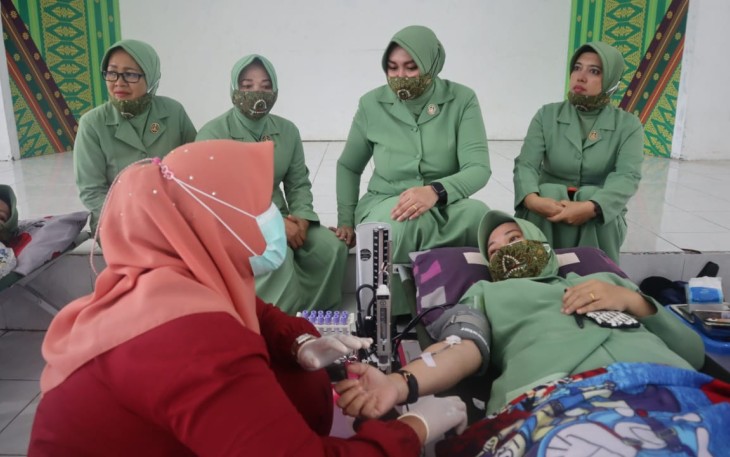 HUT Persit Ke 76, Persit KCK Kodim 0303/Bengkalis Gelar Donor Darah