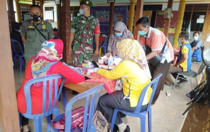 Serda Bambang Terus Lakukan Pendampingan Vaksinasi di Wilayah Binaannya