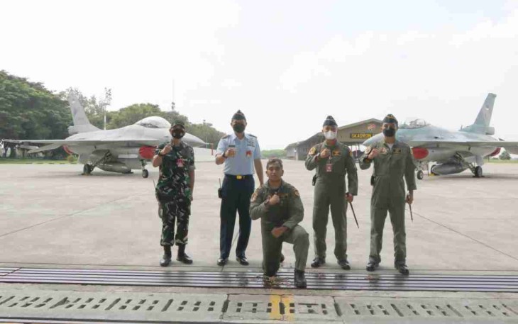 Lettu Pnb Silmi Mubarak Sukses Terbang Solo F-16 Fighting Falcon