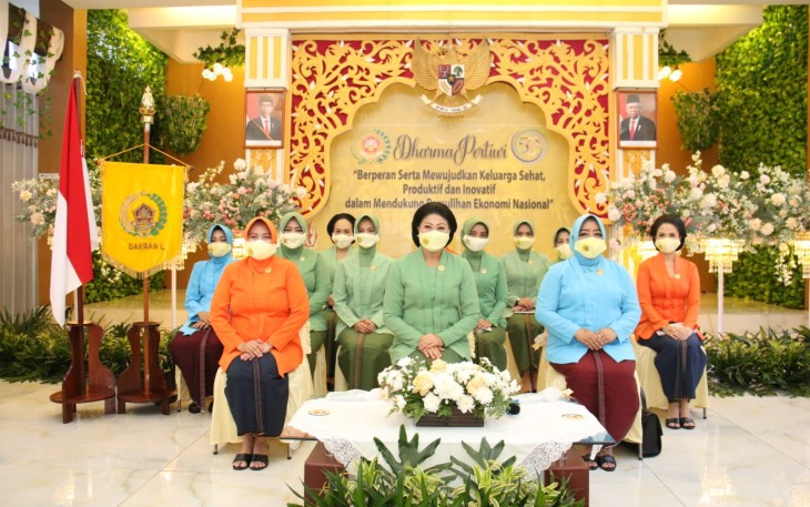 Puncak peringatan HUT Dharma Pertiwi di Pontianak