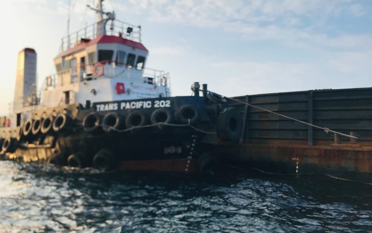 TB. Transpasifik 202 saat di perairan Morowali. Senin (25/4)//2022)