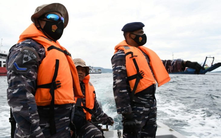 Patroli laut lanal Banyuwangi amankan perairan selat Bali. Minggu (02/05/2022)