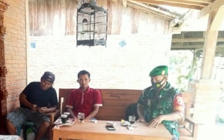 Sambangi kediaman warga binaan pererat silaturahmi. Jum'at (06/05/3022)