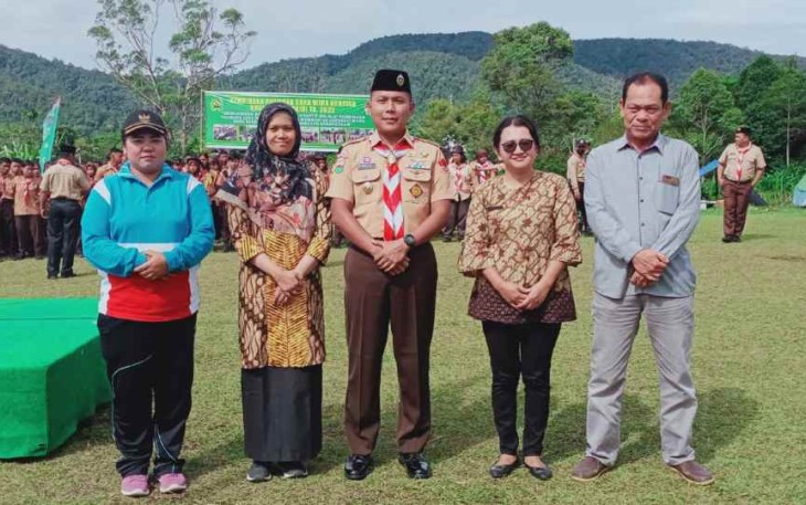Dandim (seragam Pramuka) saat pembukaan Saka Wira Kartika 