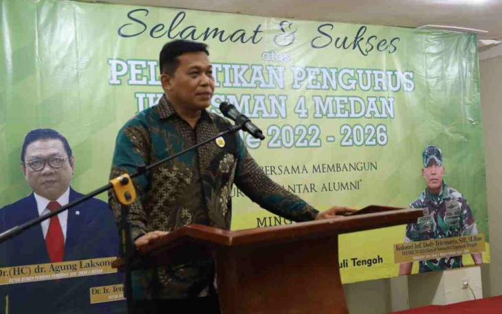 Danrem 023/KS saat memberikan sambutan acara IKAL SMAN 4 Medan