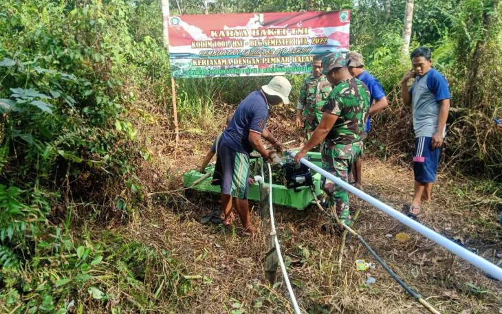 Berjibaku bersama warga bangun sarana air bersih di desa Lelayau