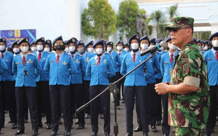Kamuspusdirla saat menyampaikan selamat datang siswa Taruna Nusantara di Muspusdirla 
