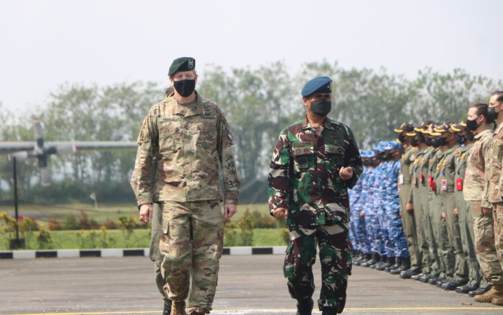 Danlanud Abd Saleh saat upacara penutupan Latma Cope West 2022 TNI AU-US PACAF di Lanud Abd Saleh