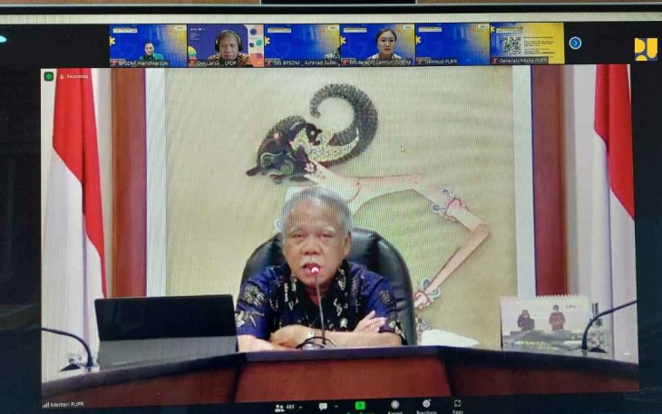 Menteri PUPR saat diskusi virtual bersama generasi muda PUPR di Jakarta 