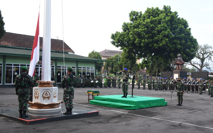 Upacara bendera di Korem 073/Mkt Salatiga
