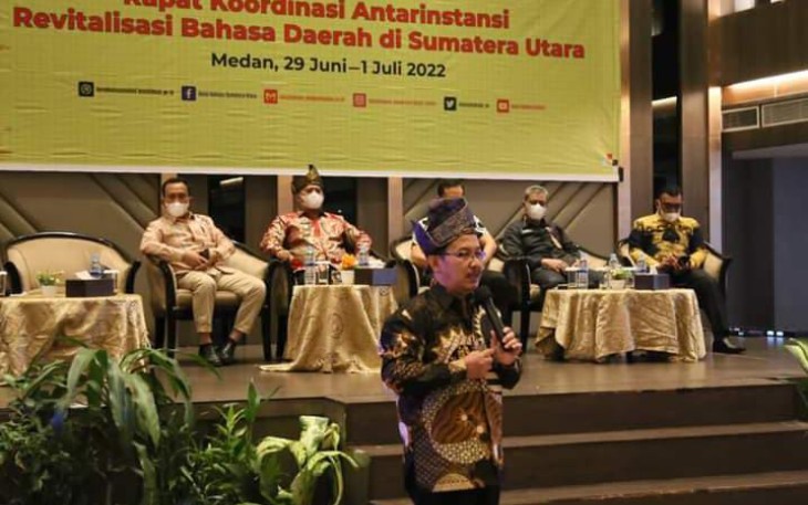 Bupati Labuhan saat Mengikuti Rapat Kordinasi Antar Instansi Revitalisasi Bahasa Daerah