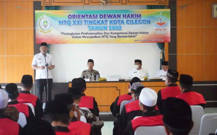 Walikota Cilegon saat memberikan sambutan dalam acara orientasi Dewan Hakim MTQ XXI 