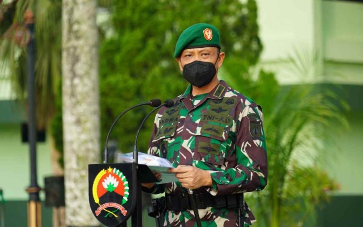 Danrem 071/Wijayakusuma saat menyampaikan perintah Kasad