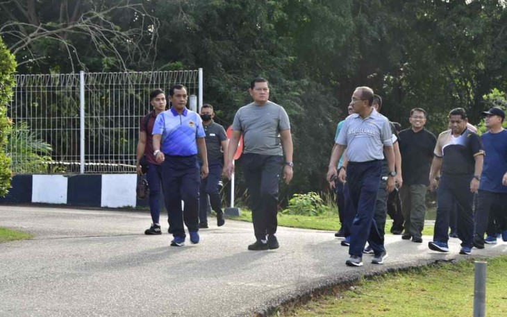 Kasal saat mengunjungi lanal Batam 