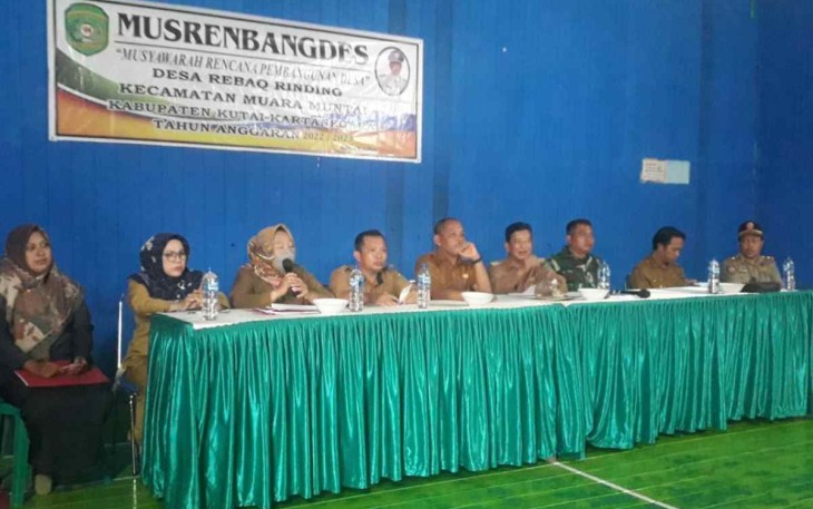 Musrembangdes di gedung BPU Desa Rebag Riding