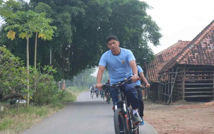 Danlanud saat gowes bareng bersama anggotanya