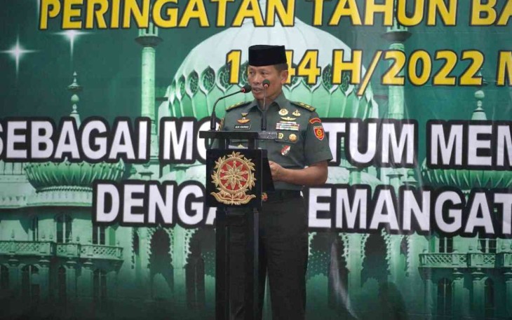 Kaskostrad saat memberikan sambutan peringati tahun baru islam di masjid Asy Shuhada Jakarta 