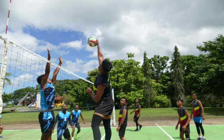 Aksi gemilang tim bola voli Koarmada III