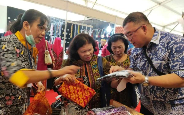 Animo masyarakat luar biasa saat mengunjungi stand UMKM Kota Cilegon 