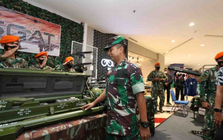 Pameran alutsista di Makassar