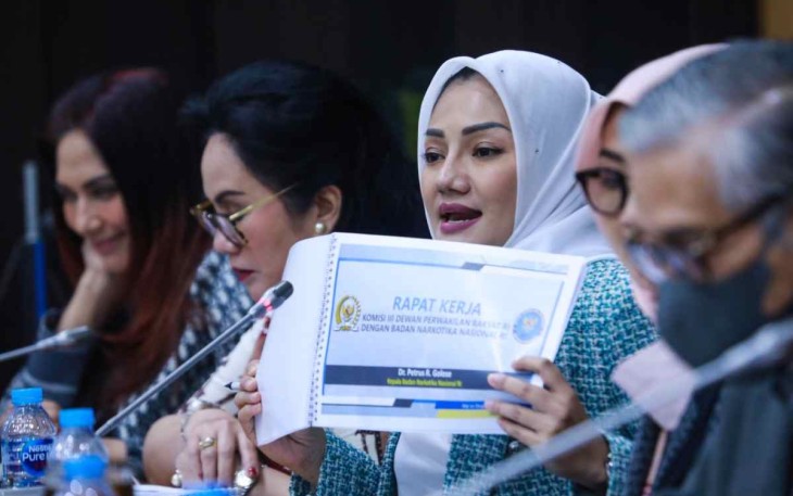 Anggota DPR RI dari fraksi Nasdem Eva Yuliana saat dengar pendapat bersama BNN RI di Jakarta 