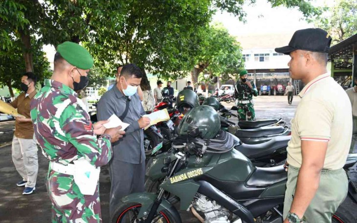Pengecekan kelengkapan surat kendaraan 