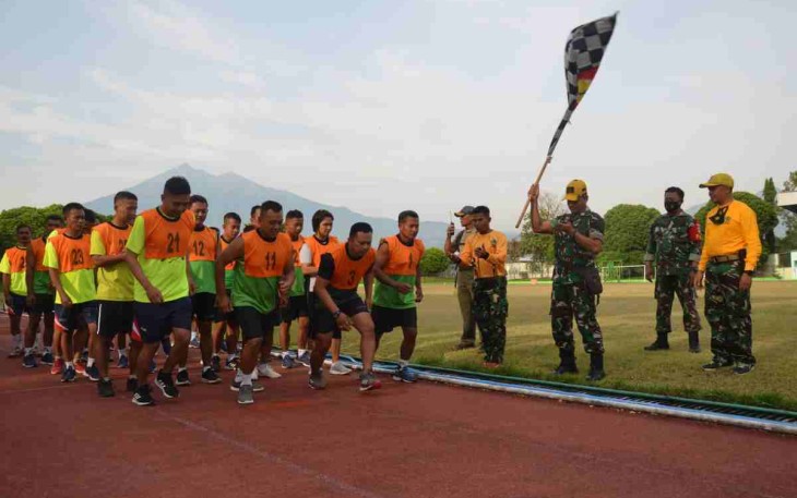 Pelaksanaan tes garjas di stadion Kridanggo Salatiga