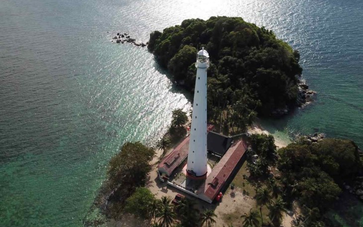 Ilustrasi menara suar