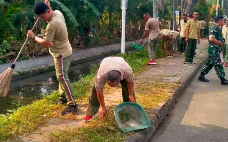 Jum'at bersih prajurit Denpom III/4 Serang, Jum'at (23/9)