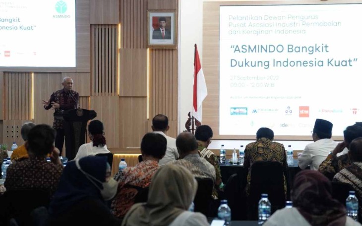 MenkopUKM Teten Masduki saat acara pelantikan DPP Asmindo di Jakarta, Selasa (27/9)