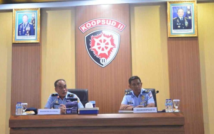 Kepala Staf Koopsud II Marsma TNI Djohn Amarul saat sosialisasi network centric warfare TNI AU