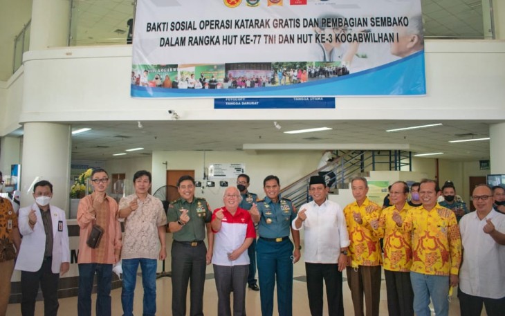 Baksos operasi katarak sambut HUT TNI ke 77 dan HUT ke 3 Kogabwilhan I 