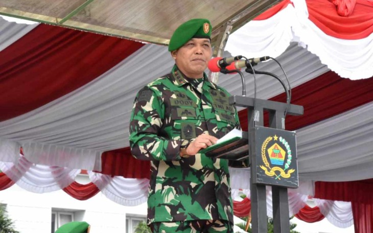 Danrem 023/KS Kol Inf Dodi Triwinarto saat membacakan amanat Panglima TNI Jenderal Andika Perkasa, Rabu (5/10)