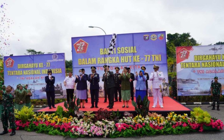 Pelepasan rombongan Bhakti Sosial TNI