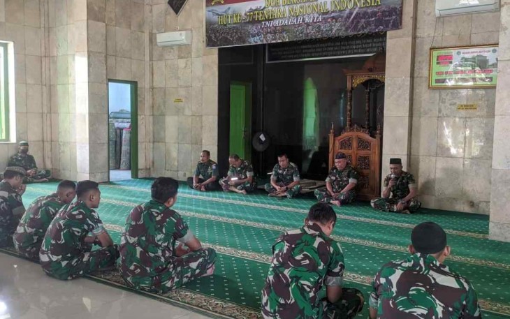 Doa bersama prajurit Korem 121/Abw. Rabu (5/10)
