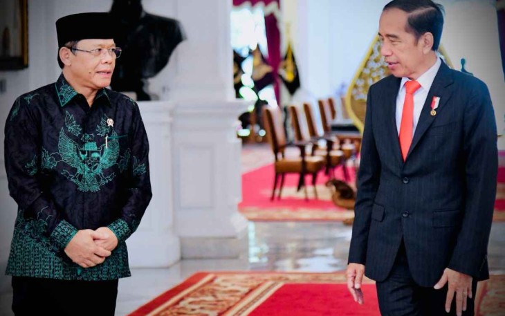 Presiden Jokowi bersama Ketua Umum PPP Mardiono