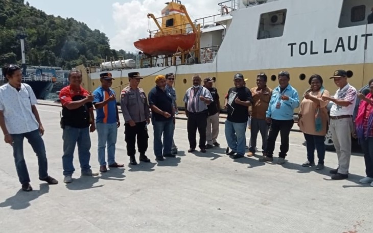 Foto bersama peserta KMAN ke 6 di Papua