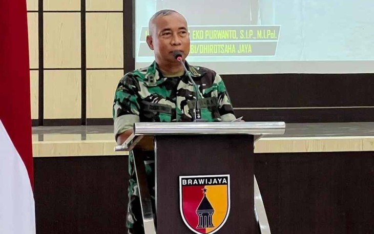 Kasiter Korem 081/DSJ saat memberikan sambutan 