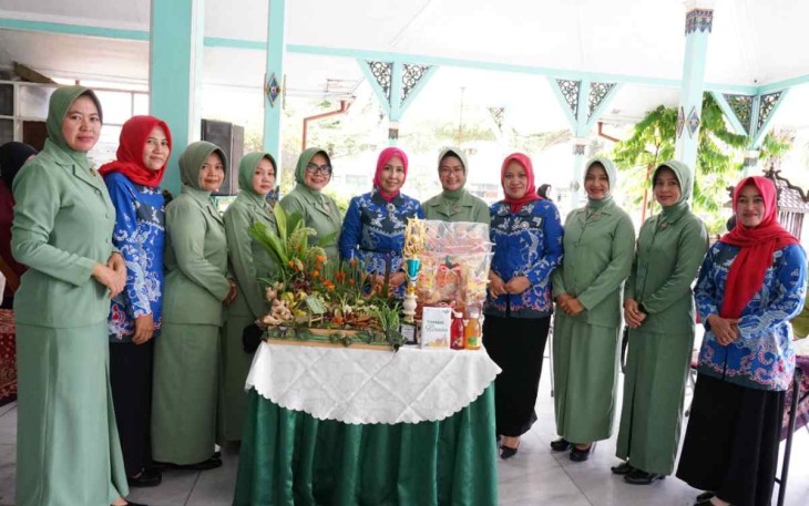 Lomba Merangkai Toga di Kabupaten Madiun
