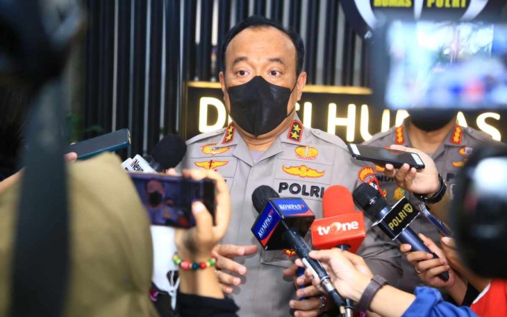 Kadiv Humas Polri Irjen Dedi Prasetyo saat memberikan keterangan pers di Jakarta 