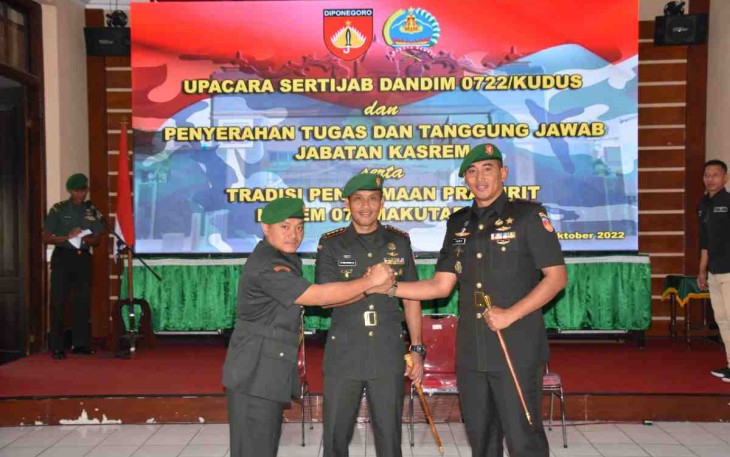 Sertijab Kasrem 073/Mkt berlangsung di aula Makorem 073/Mkt