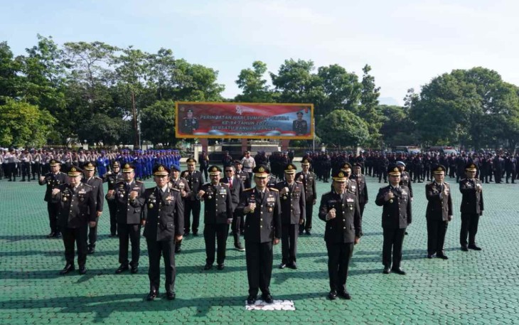 Upacara bendera hari Sumpah Pemuda Ke-94 di Polda Jabar 