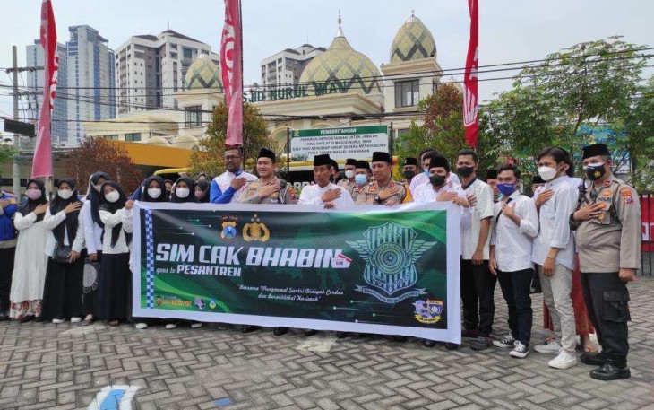 Program SIM Cak Bhabin Polrestabes Surabaya