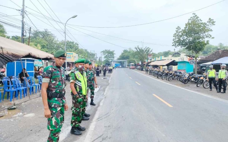 Penyekatan pengamanan Haul Ki Ngabehi Soerodiwirjo,