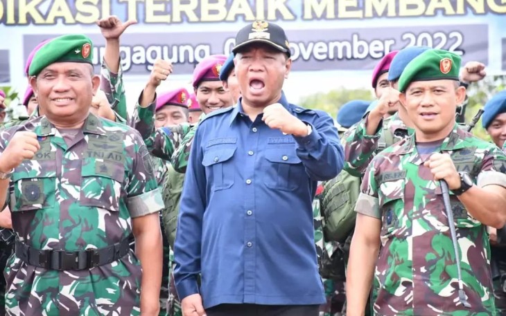 Danrem 081/DSJ Kolonel Inf Deni Rejeki bersama Kapoksahli 